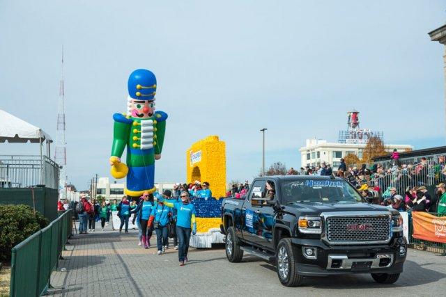 Dominion Christmas Parade 2016